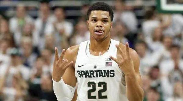 记者：佩林出现肌肉疲劳，将缺席尤文与乌迪内斯的意杯1／8决赛